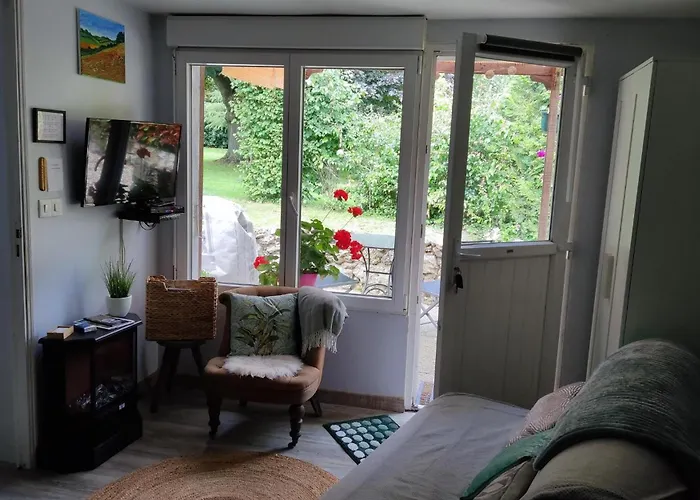 Petit Cottage